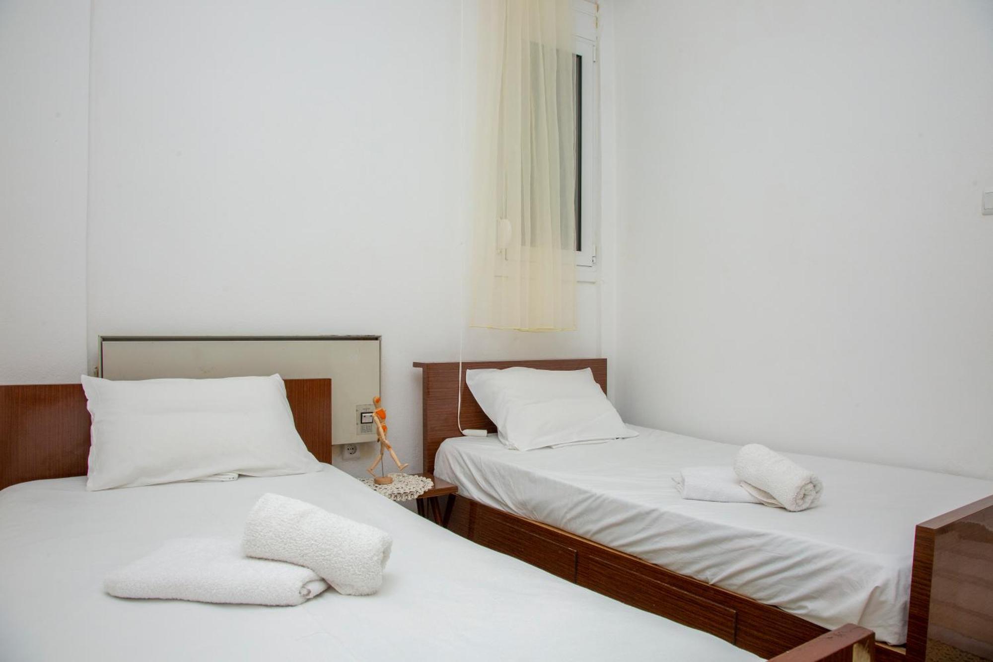 Seamoon Apartamento Néa Péramos Exterior foto