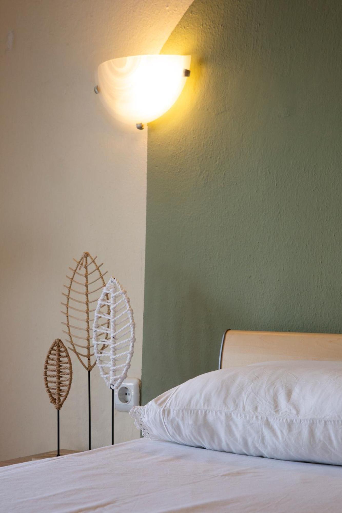 Seamoon Apartamento Néa Péramos Exterior foto